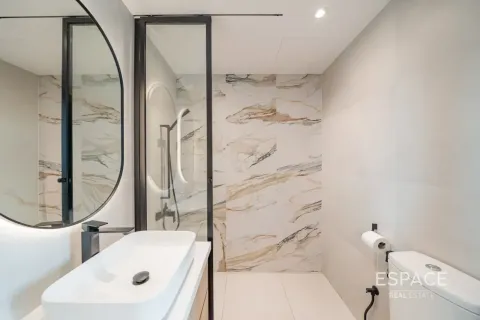 Apartment in Dubai Marina, Dubai 2 bedrooms, 145 sq.m. № 122522 - photo 12