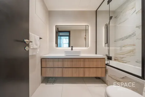 Apartment in Dubai Marina, Dubai 2 bedrooms, 145 sq.m. № 122522 - photo 13