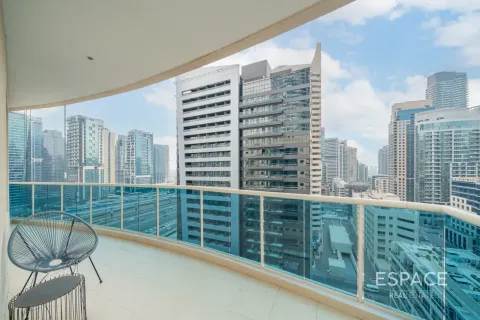 Apartment in Dubai Marina, Dubai 2 bedrooms, 145 sq.m. № 122522 - photo 19
