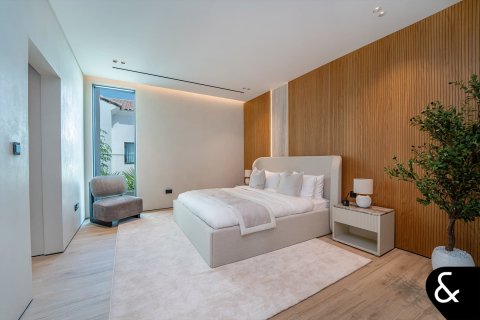 Villa in Earth, Jumeirah Golf Estates, Dubai 5 bedrooms, 672 sq.m. № 98708 - photo 21