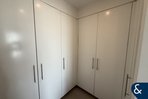 Apartment in Zahra Apartments, Town Square, Dubai 3 bedrooms, 131 sq.m. № 98714 - photo 13