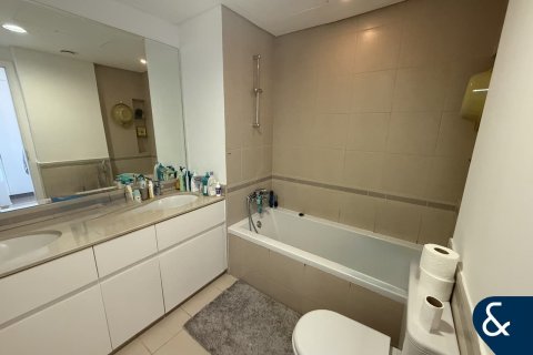 Apartment in Zahra Apartments, Town Square, Dubai 3 bedrooms, 131 sq.m. № 98714 - photo 12