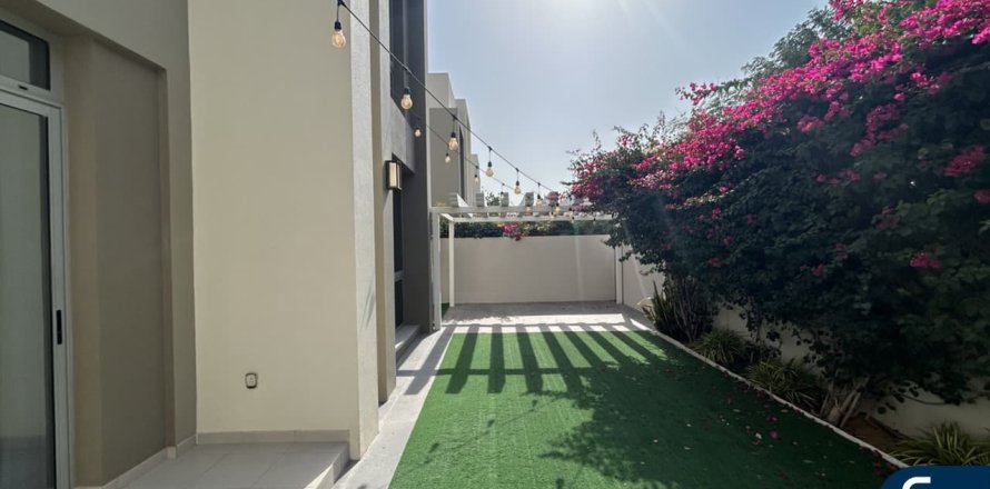 Villa in Reem Community, Arabian Ranches 2, Dubai 4 bedrooms, 242 sq.m. № 98715