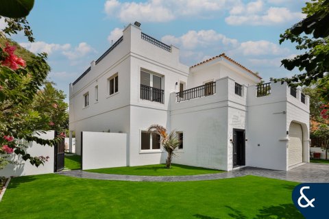 Villa in The Villa, Dubai 5 bedrooms, 570 sq.m. № 98718 - photo 2