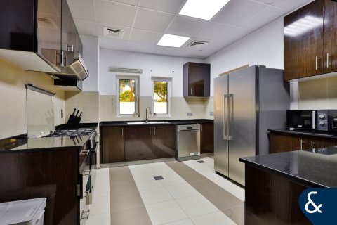 Villa in The Villa, Dubai 5 bedrooms, 570 sq.m. № 98718 - photo 14