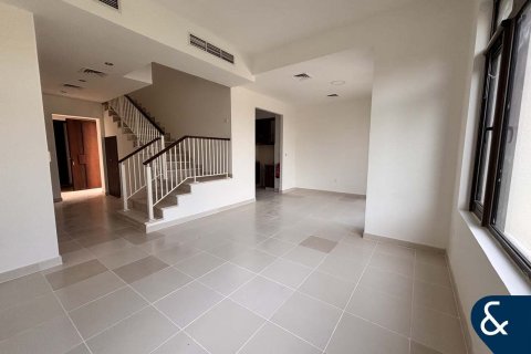 Снять в аренду виллу в Mira Oasis, Рим, Дубай: 3 спальни, 307м², № 79014 - фото 3