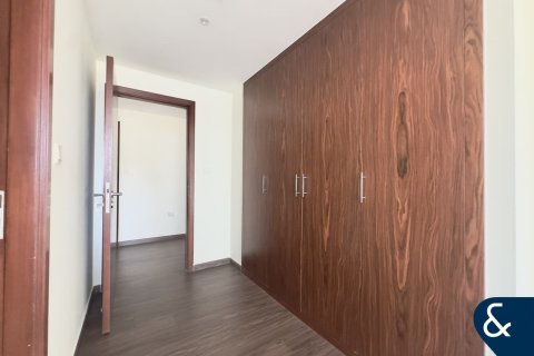 Снять в аренду квартиру в Даунтаун Дубай (Даунтаун Бурдж Дубай), Дубай: 2 спальни, 153м², № 79016 - фото 6