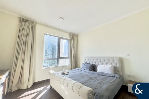 Снять в аренду квартиру в Даунтаун Дубай (Даунтаун Бурдж Дубай), Дубай: 2 спальни, 153м², № 79016 - фото 3