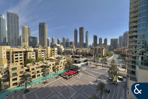 Снять в аренду квартиру в Даунтаун Дубай (Даунтаун Бурдж Дубай), Дубай: 2 спальни, 153м², № 79016 - фото 16