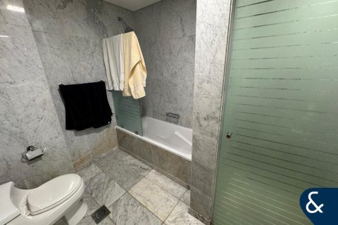 Снять в аренду квартиру в Джумейра Лейк Тауэрс, Дубай: 2 спальни, 189м², № 79015 - фото 13