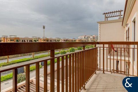 Снять в аренду виллу в Джумейре, Дубай: 3 спальни, 330м², № 79017 - фото 20