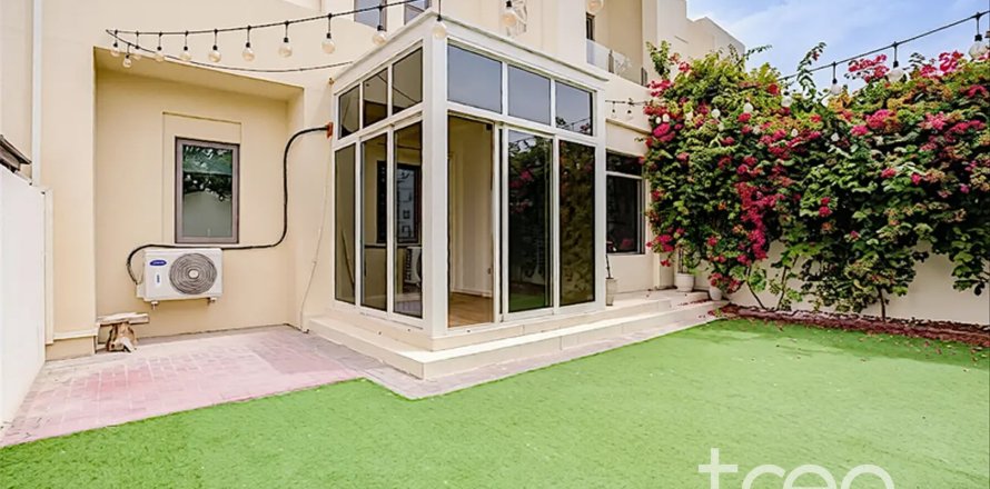 Townhouse in Mira Oasis 2, Reem, Dubai 4 bedrooms, 237 sq.m. № 139866