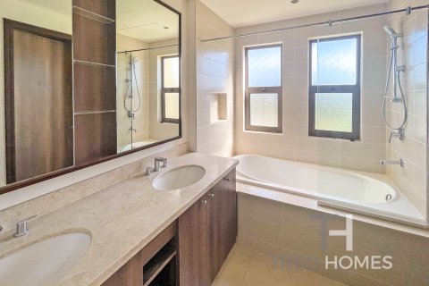 Townhouse in Mira Oasis 2, Reem, Dubai 4 bedrooms, 237 sq.m. № 139866 - photo 26