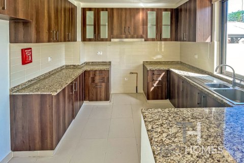 Townhouse in Mira Oasis 2, Reem, Dubai 4 bedrooms, 237 sq.m. № 139866 - photo 20