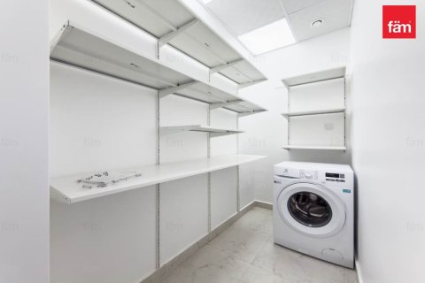 Villa in Dubai 3 bedrooms, 174.8 sq.m. № 96450 - photo 7