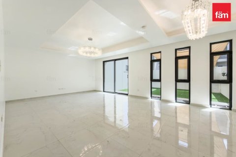 Villa in Dubai 3 bedrooms, 174.8 sq.m. № 96450 - photo 3