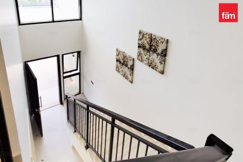 Adosado en Dubai, 3 dormitorios, 174.8 m², № 96451 - foto 3