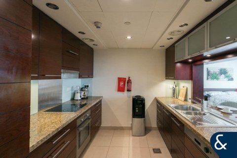 Apartment in Downtown Dubai (Downtown Burj Dubai), Dubai studio, 70 sq.m. № 76297 - photo 5