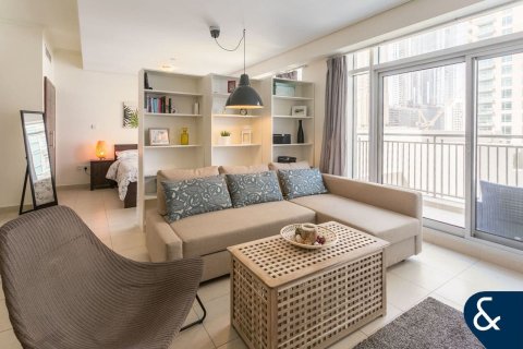 Apartment in Downtown Dubai (Downtown Burj Dubai), Dubai studio, 70 sq.m. № 76297 - photo 1