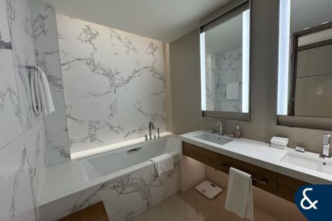 Apartment in Downtown Dubai (Downtown Burj Dubai), Dubai 3 bedrooms, 146 sq.m. № 76304 - photo 15