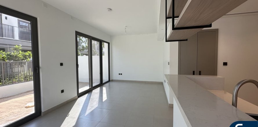 فيلا في Tilal Al Ghaf, دبي 4 غرف نوم, 203 م² رقم 76307