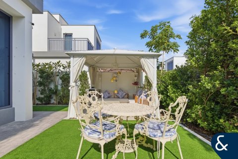 Villa en Maple 3, Dubai Hills Estate, Dubai, 4 dormitorios, 270 m², № 98737 - foto 21