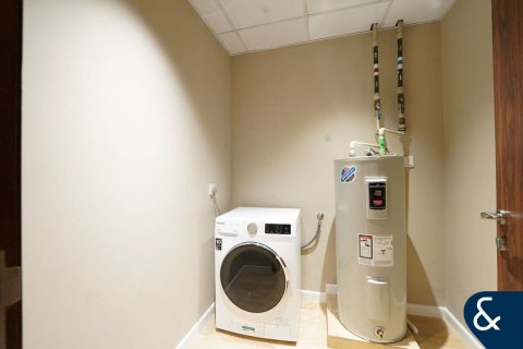 Apartment in Business Bay, Dubai 1 bedroom, 126 sq.m. № 98747 - photo 12