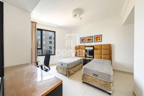 Apartment in Capital Bay, Business Bay, Dubai 2 bedrooms, 126.44 sq.m. № 128861 - photo 5