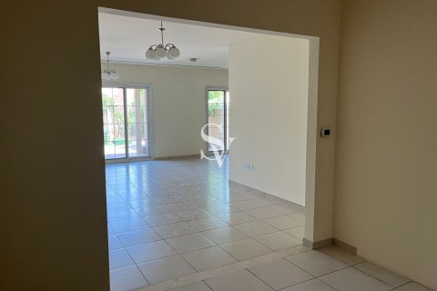 Townhouse in District 12, Jumeirah Village Circle, Dubai 3 bedrooms, 317 sq.m. № 115598 - photo 3