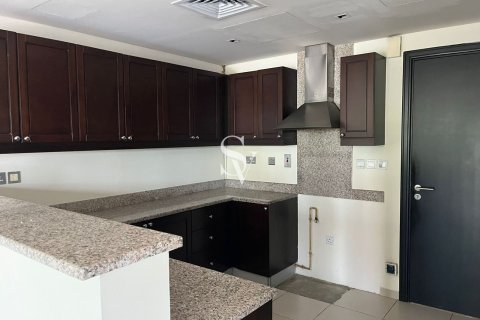 Townhouse in District 12, Jumeirah Village Circle, Dubai 3 bedrooms, 317 sq.m. № 115598 - photo 4