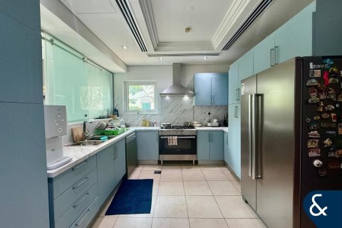 Купить виллу в North Village, Al Furjan, Дубай: 4 спальни, 444м², № 98263 - фото 3