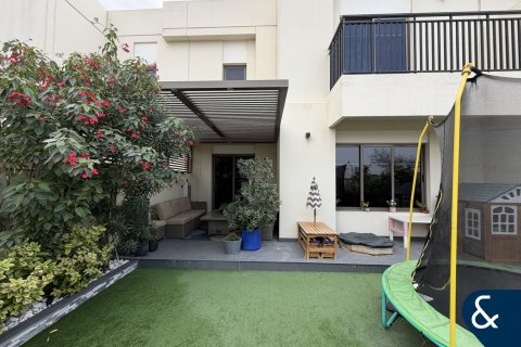 Villa in Safi, Town Square, Dubai 3 bedrooms, 207 sq.m. № 98276 - photo 3
