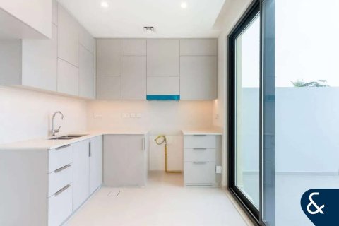 Villa en Arabian Ranches 3, Dubai, 3 dormitorios, 204 m², № 98402 - foto 4