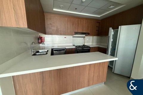 Apartment in Jumeirah Village Triangle, Dubai 3 bedrooms, 173 sq.m. № 98399 - photo 4