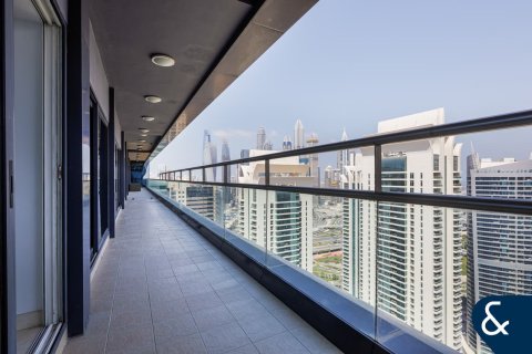 Apartment in Jumeirah Lake Towers, Dubai 5 bedrooms, 573 sq.m. № 98409 - photo 9