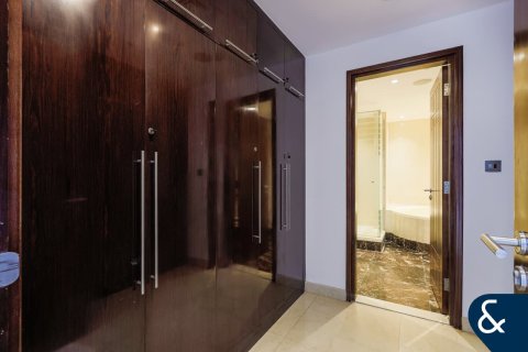 Apartment in Jumeirah Lake Towers, Dubai 5 bedrooms, 573 sq.m. № 98409 - photo 27