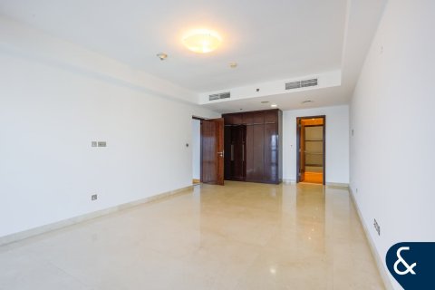 Apartment in Jumeirah Lake Towers, Dubai 5 bedrooms, 573 sq.m. № 98409 - photo 16