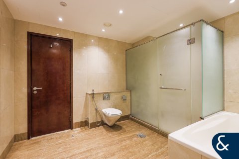 Apartment in Jumeirah Lake Towers, Dubai 5 bedrooms, 573 sq.m. № 98409 - photo 29