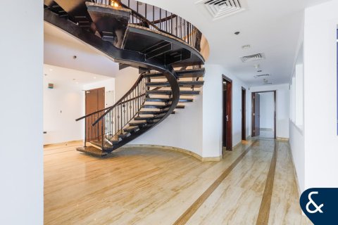 Apartment in Jumeirah Lake Towers, Dubai 5 bedrooms, 573 sq.m. № 98409 - photo 5