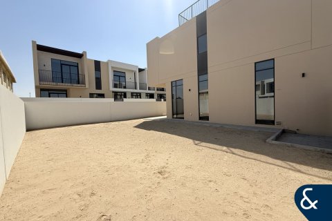 Таунхаус в EMAAR South, Dubai South (Dubai World Central), Дубай, 4 спальни, 223м², № 98398