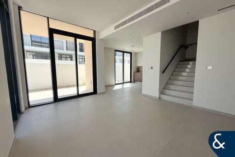 Купить таунхаус в EMAAR South, Dubai South (Dubai World Central), Дубай: 4 спальни, 223м², № 98398 - фото 4