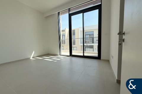 Купить таунхаус в EMAAR South, Dubai South (Dubai World Central), Дубай: 4 спальни, 223м², № 98398 - фото 7