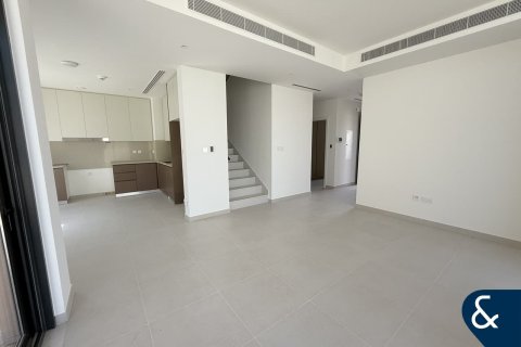 Купить таунхаус в EMAAR South, Dubai South (Dubai World Central), Дубай: 4 спальни, 223м², № 98398 - фото 2