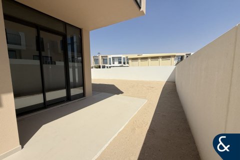 Купить таунхаус в EMAAR South, Dubai South (Dubai World Central), Дубай: 4 спальни, 223м², № 98398 - фото 15