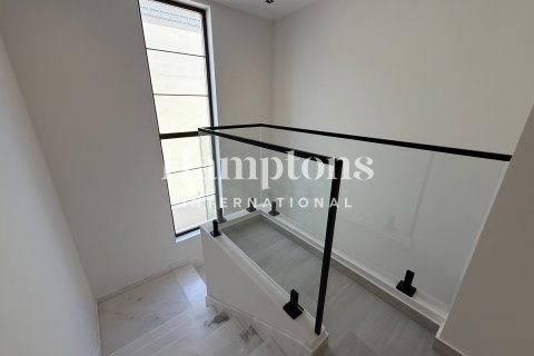 Villa in Bella Casa, Serena, Dubai 4 bedrooms, 301.65604100 sq.m. № 67676 - photo 5