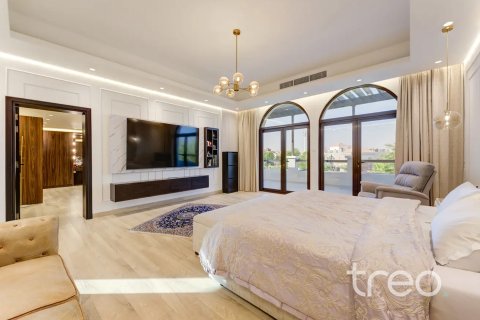 Villa en The Villa, Dubai, 5 dormitorios, 780.39 m², № 119285 - foto 11