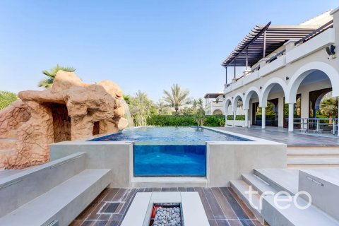 Villa en The Villa, Dubai, 5 dormitorios, 780.39 m², № 119285 - foto 2