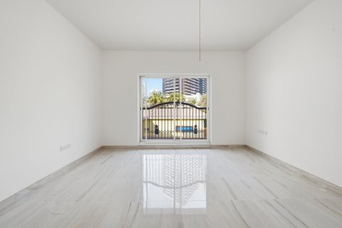 Townhouse in Dubai Sports City, Dubai 4 bedrooms, 262.97 sq.m. № 142279 - photo 6