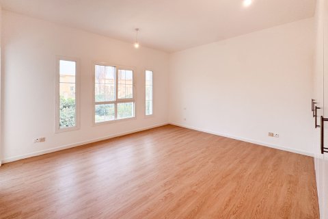 Villa in The Springs, Dubai 3 bedrooms, 219.42 sq.m. № 142283 - photo 18