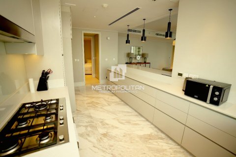 Apartment in Vida Residence Downtown, Downtown Dubai (Downtown Burj Dubai), Dubai 4 bedrooms, 261 sq.m. № 8855 - photo 2